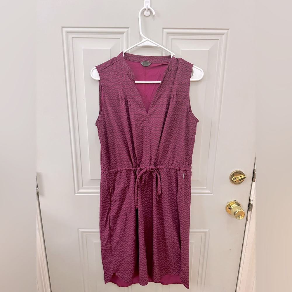 Eddie Bauer departure dress - medium